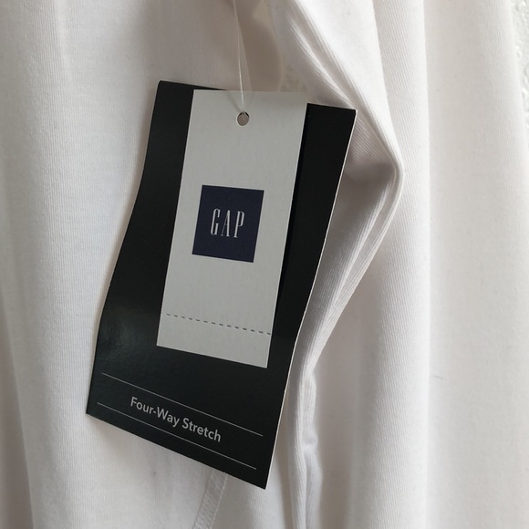 BRAND NEW: GapFit Breathe MESH BACK Long Sleeve 🤍 Size XS - Picture 2 of 3